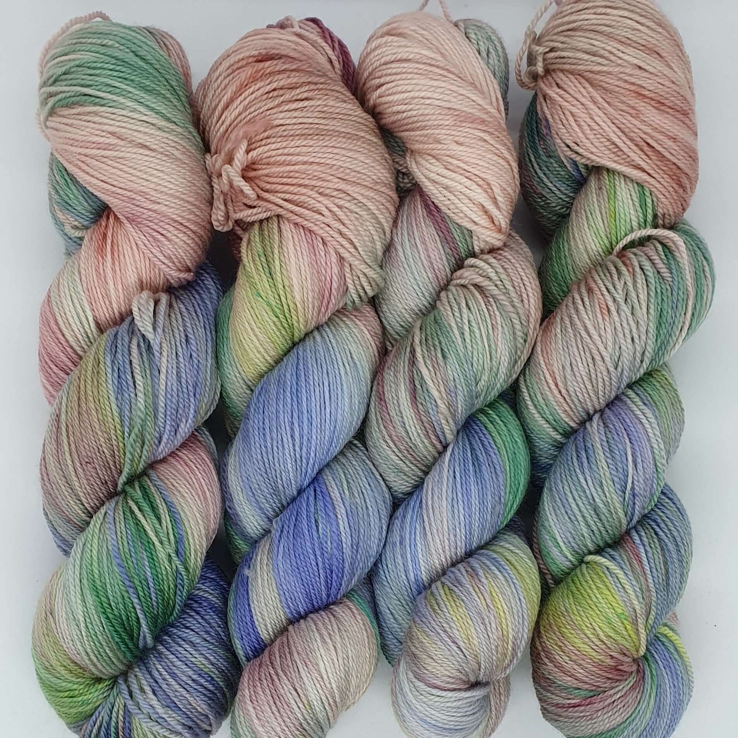 Three Trees Fibrecrafts 4 ply Cottage Garden