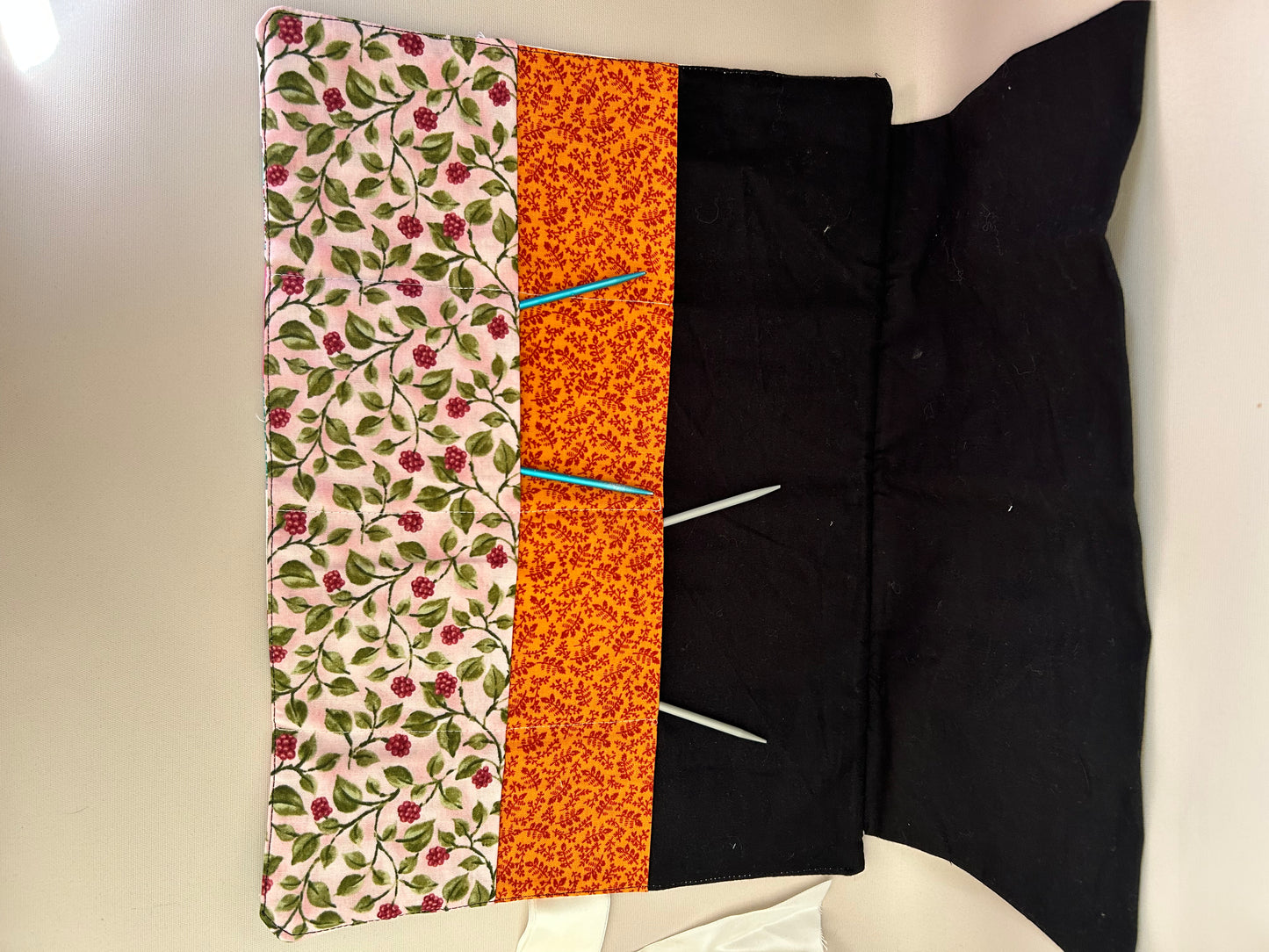 Society Knits Circular Needle Organiser Sample 3