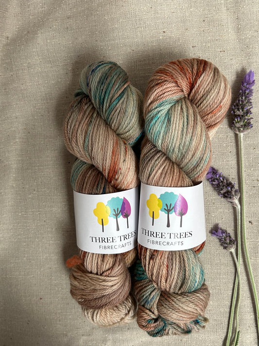 Three Trees Fibrecrafts 8ply Red-Winged Fairy Wren